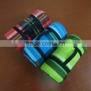 Polar Fleece Printed Check Pattern Roll up With pp Webbing Aluminium Foil Travel Hiking Blanket thumbnail-1