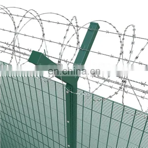 Factory Supply Airport Perimeter Barbed Wire Fence thumbnail-3