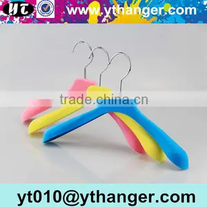 YY0453 Manufacturers Velvet Kids Hanger Children Coat Plastic Hanger for Baby Clothes thumbnail-1