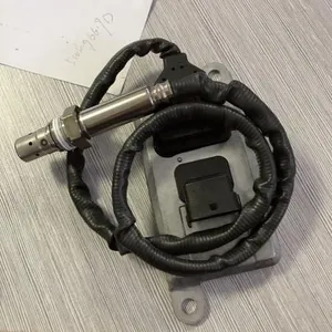 OE Member 1836059 5WK96619C 2011648 5WK96619D 151007052108 1744683 1793378 1836061 Truck 24V NOx Sensor Nitrogen Oxygen Sensor thumbnail-2