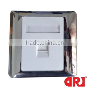 Faceplate With Shutter 86*86 Type Wall Plate thumbnail-1