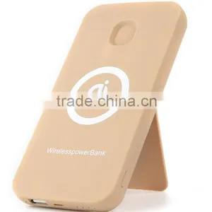 Wireless Charger Power Bank thumbnail-1