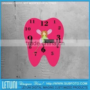 Cartoon Picture Wall Clock in The Shape of A Tooth thumbnail-1