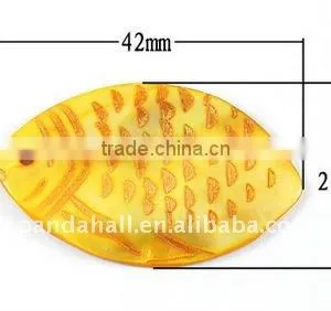 Freshwater Shell Pendants, Fish, Yellow, About 42x25x2mm, Hole: 2mm(BSHE-B002-3) thumbnail-1