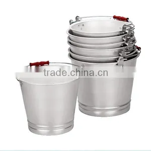 Aluminum Pail With Hoop thumbnail-1