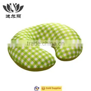 Travel Air Travel Pillow With Hood thumbnail-5