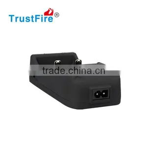 Factory Cheap Price Portable TR-006 Battery Charger for 26650 and 18650 Rechargeable Battery thumbnail-3
