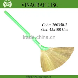 Vietnamese Broom With Plastic Handle thumbnail-1