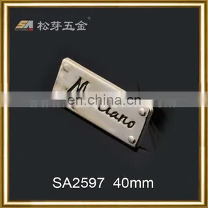 Customized High Quality Engraved Logo Metal Lables for Clothing thumbnail-3
