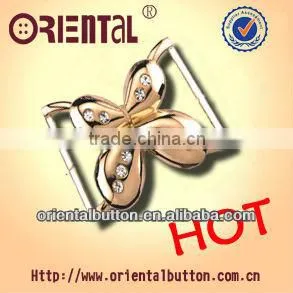 The Metal Butterfly Shape Shiny Gold Buckle thumbnail-1