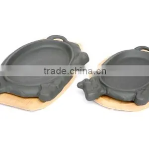 Cast Iron Cookware thumbnail-1