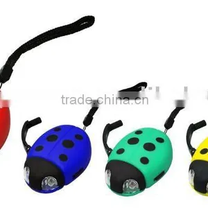 Mini 2 LED Animal Dynamo Flashlight thumbnail-1