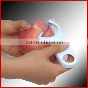 Plastic Peeler, Fruit Peeler, Kitchen Ware thumbnail-1