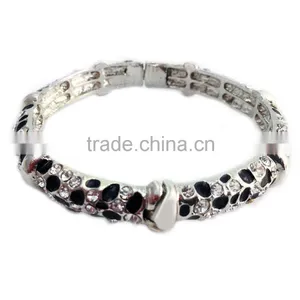 Unique Panther Print Design Silver Plated Alloy Meter Bangle thumbnail-1