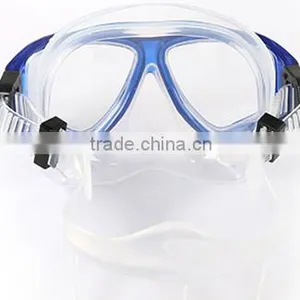 Diving Mask and Snorkel thumbnail-3