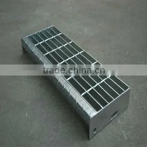 Twisted Bar Grating thumbnail-1