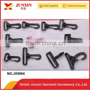 Wholesale Plastic Snap Buckle Hook With Cheap Price thumbnail-1