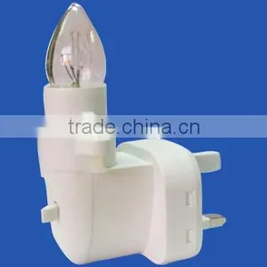 UK Lampholder 220-240V Lamp Holder for Night Lights thumbnail-1