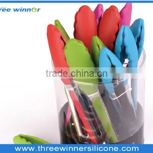 Silicone Kitchen Tongs thumbnail-6