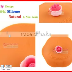 Fashion Teapot Shaped Silicone Food Covers thumbnail-1