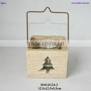 Wooden Candle Holder for Christmas thumbnail-1
