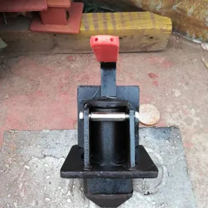Container Similar to CIMC Elevating Twist Lock Jost Design Container Lock thumbnail-5