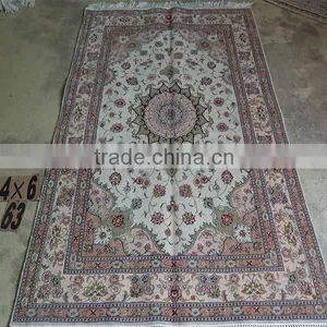 Artificial Silk and Wool Handmade Persian Carpet thumbnail-4