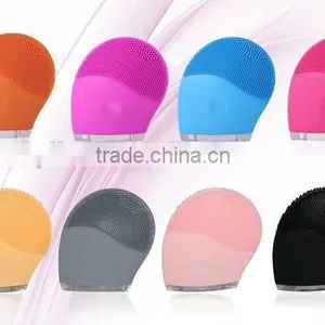 Mini Super Cool Face Cleansing Silicone Facial Cleaner thumbnail-4