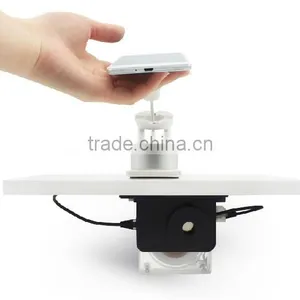 Showhi Security Cellphone Display Stand With Alarm and Charging Function thumbnail-3