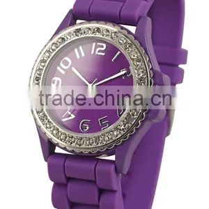 Fashion Silicone Quartz Watch thumbnail-4