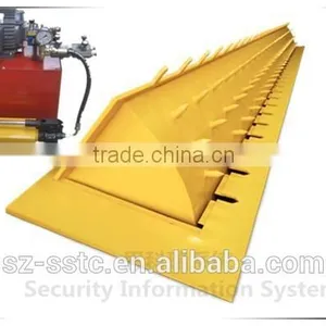 Hydraulic Parking Barricade thumbnail-1