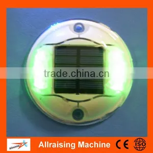 Plastic Solar LED Road Stud Light thumbnail-3