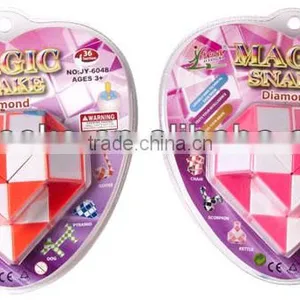 Plastic Magic Snake thumbnail-4