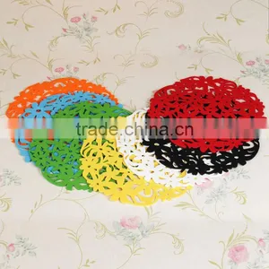 Top Quality Wholesale Price 30x30cm Colorful Modern Round Laser Cut Flower Felt Placemats Kitchen Dinner Table Mats 8 Colors thumbnail-1
