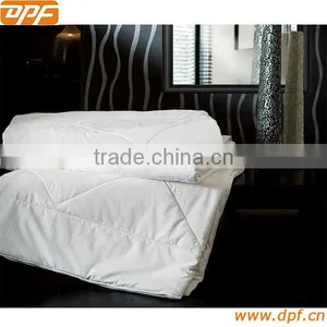 China Polyester Raschel Blanket thumbnail-1
