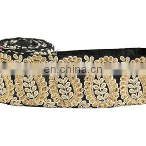 - Laces - Fancy Garment Accessory Cotton Embroidery Lace thumbnail-1