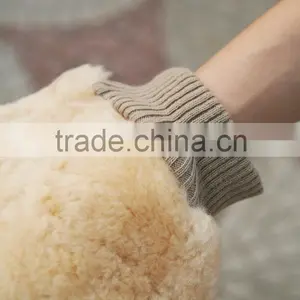 New Product Lambskin Car Wash Mitt Double Side Can Customized thumbnail-3