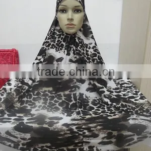 H303 Latest Big Size Print Muslim Hijab,islamic Scarf,pray Hijab thumbnail-1