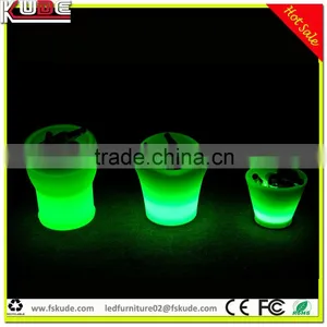 Unique LED Plastic Wine Ice Bucket With Rechargeable Battery Working thumbnail-2