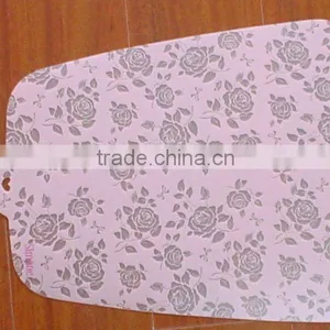Plastic Shoe Stretch thumbnail-1