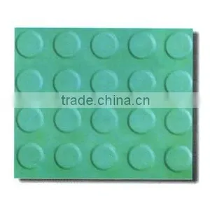 Round Button Rubber Mat thumbnail-1