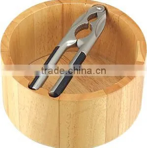 Factory Selling Good Quality and Cheep Zinc Alloy Metal Nut Cracker thumbnail-3