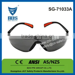 2015 Cheap Wholesale CE EN166 and Ansi Z87.1 Free Sample Eyes Protection Industrial Safety Glasses thumbnail-1