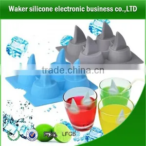 2017 High Quality Colorful New Design Silicone Ice Mould thumbnail-1