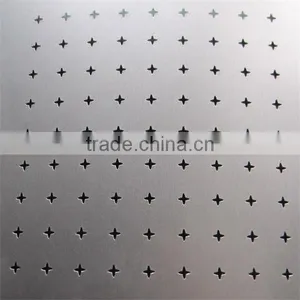 Electric Galvanized Punching Perforated Mesh Panel (factory) thumbnail-2