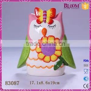 New Design Kids Gift Wholesale Ceramic Piggy Banks thumbnail-1