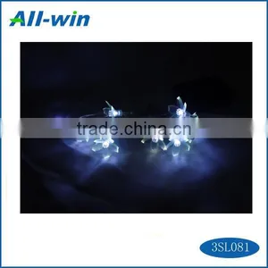 Cyrstalline Flower Shaped LED Solar Light, Attractive White LED Light With Solar Panel thumbnail-1