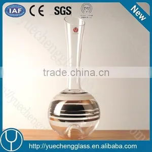 Bone China Mouth-blown Christmas Wine Decanter thumbnail-1