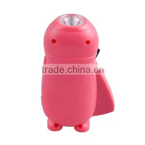 Kid's LED Dynamo Flashlight thumbnail-5