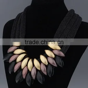 New Design Bib Necklace,fashion Imitation Jewelry Necklace thumbnail-4